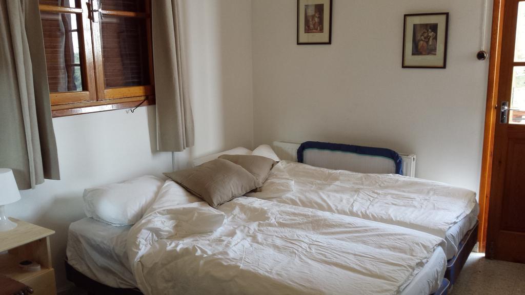 Villa In Moniatis Kamer foto